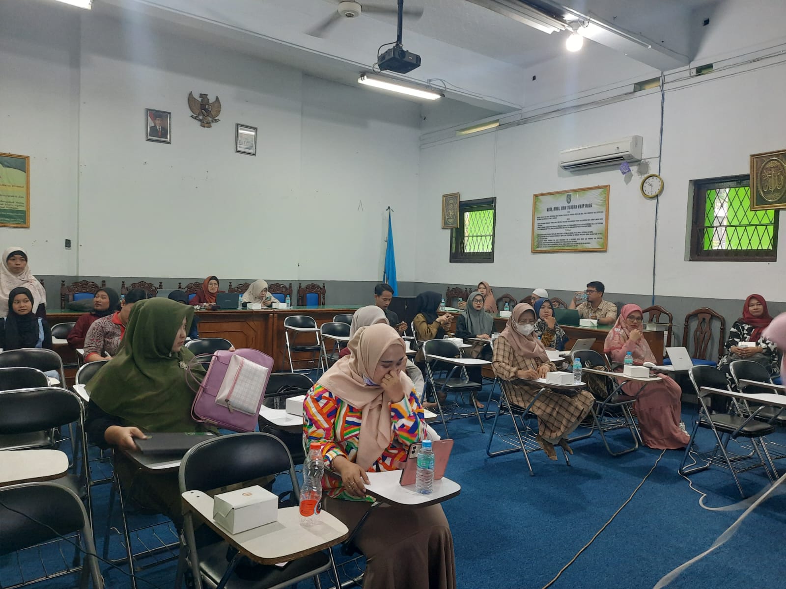 Workshop Pembuatan Media Pembelajaran Berbasis Scratch “Kembangkan Strategi Inovasi Pembelajaran Berbasis Scratch” Workshop Pembuatan Media Pembelajaran Berbasis Scratch “Kembangkan Strategi Inovasi Pembelajaran Berbasis Scratch”